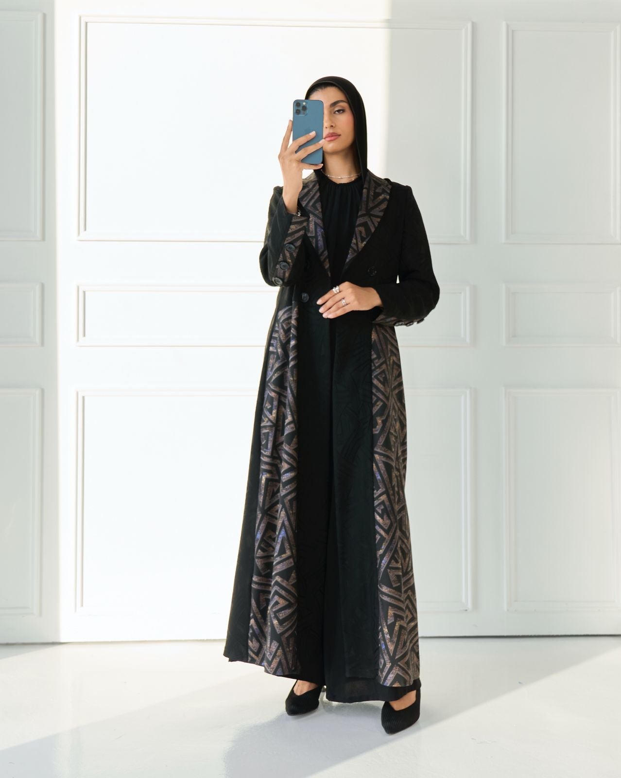 Kenz Blazer Abaya