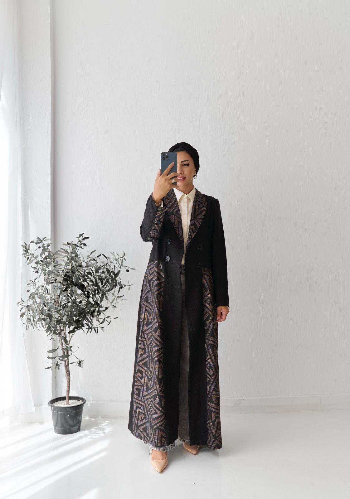 Kenz Blazer Abaya
