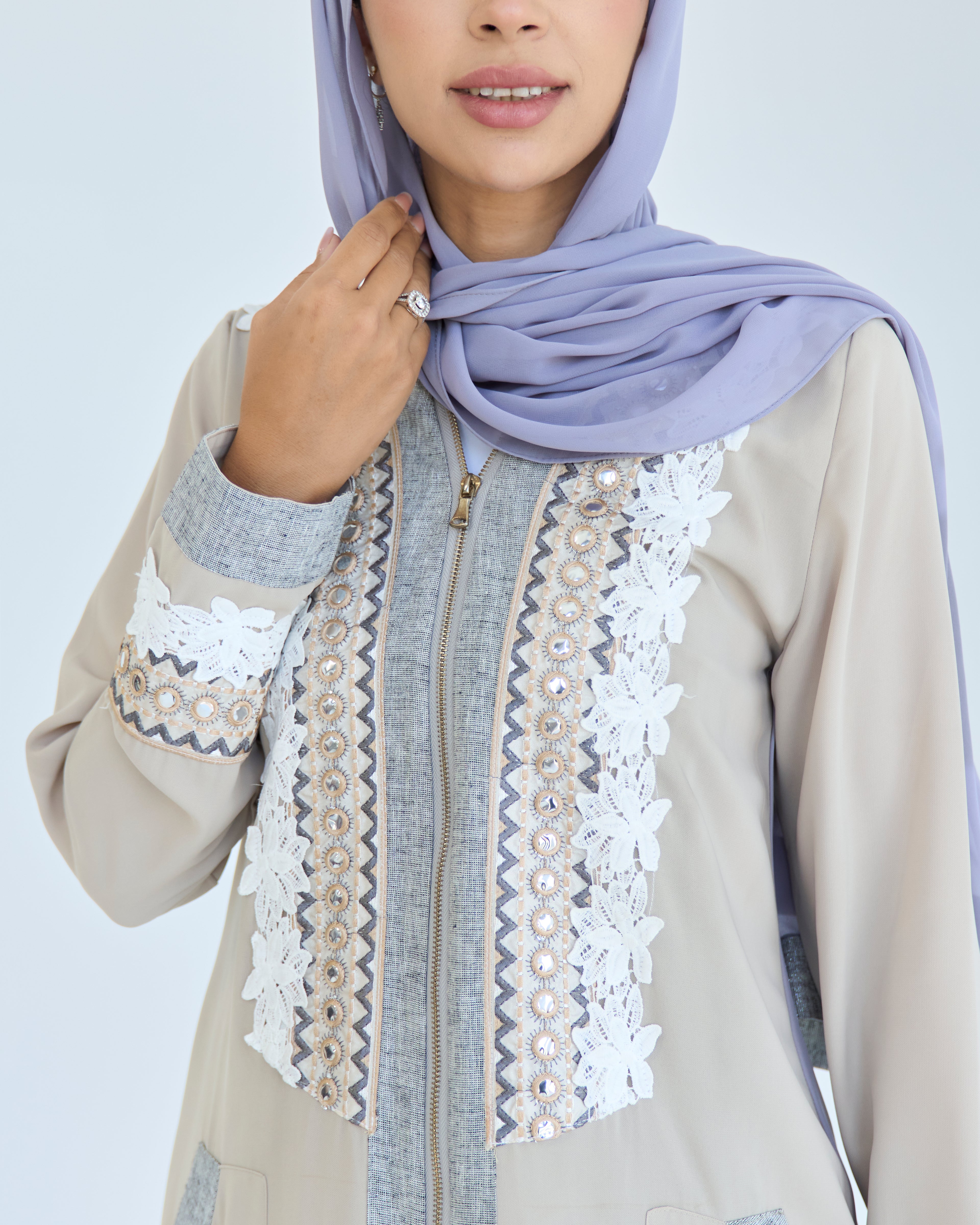 Jaleela Abaya