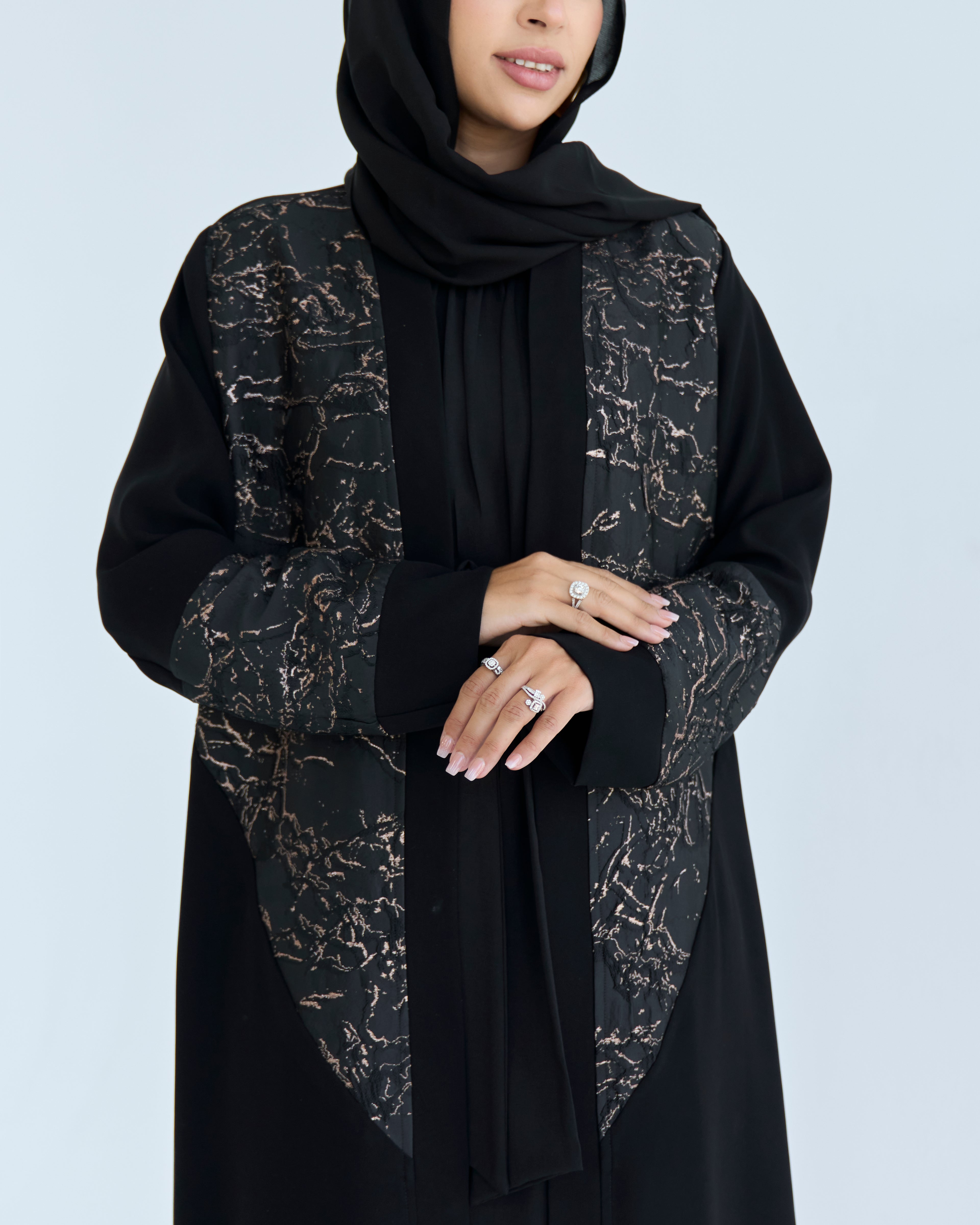 Nazly Abaya