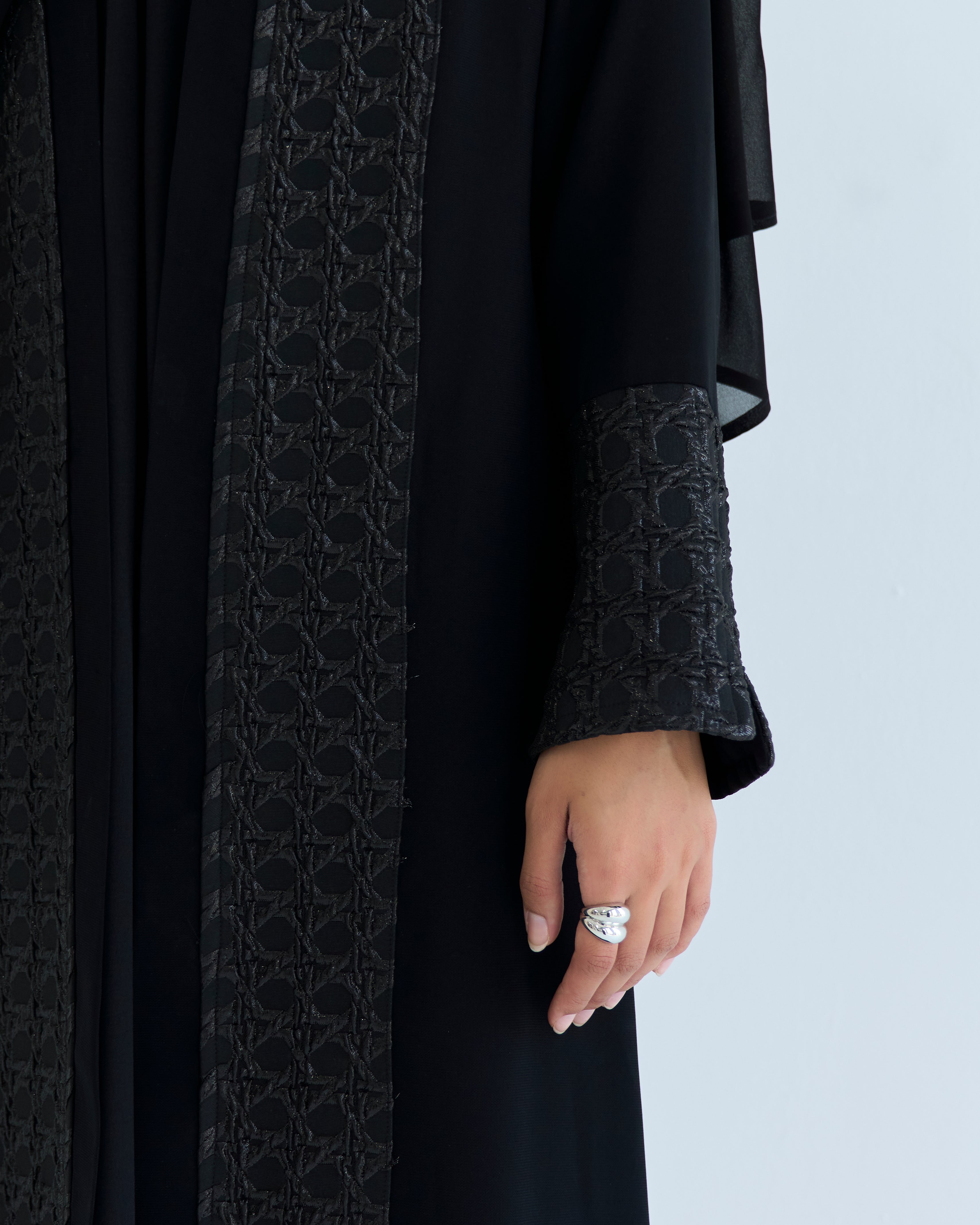 Yusr Abaya