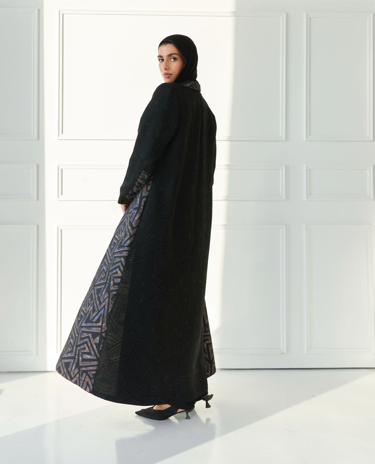 Kenz Blazer Abaya