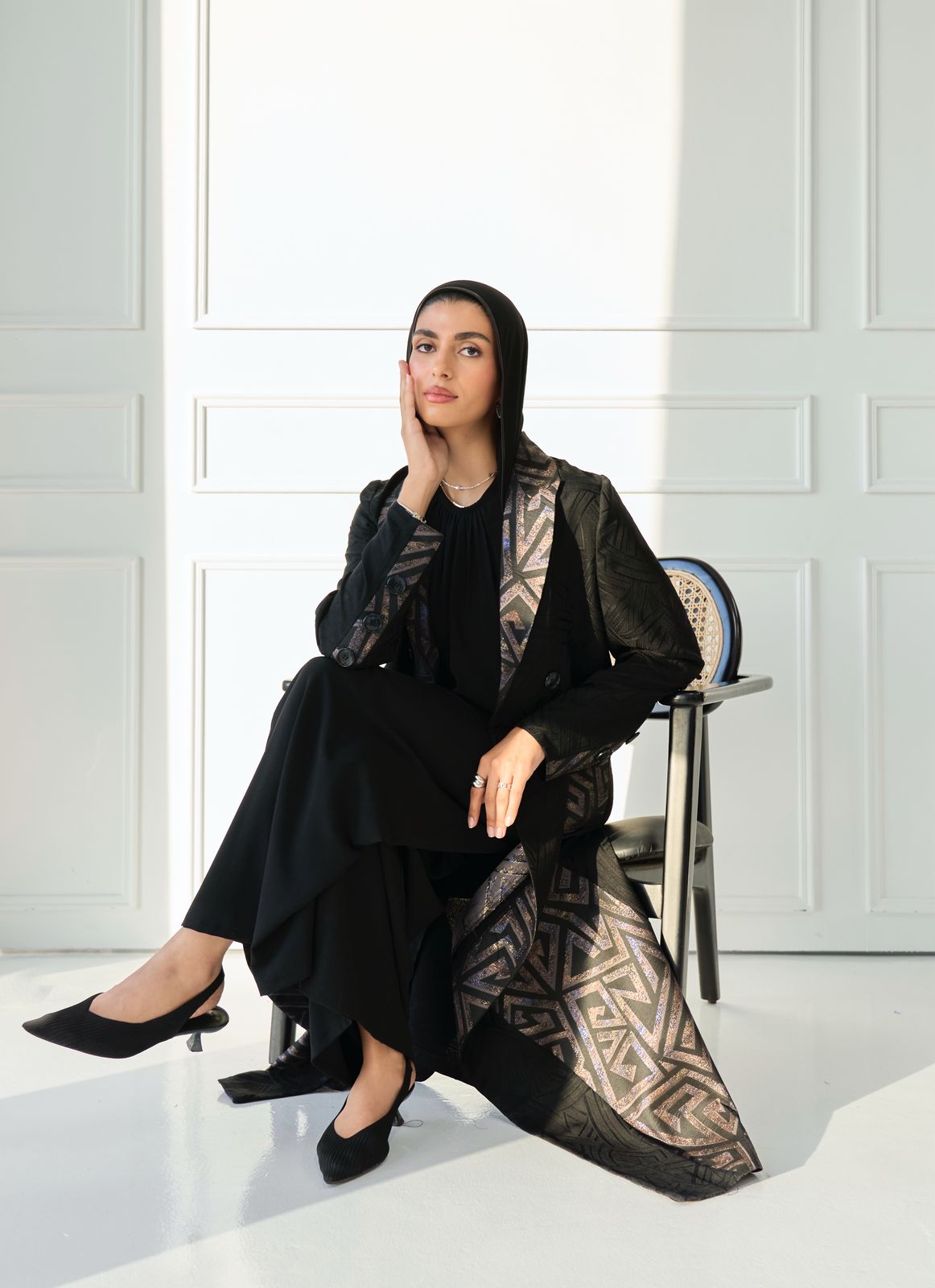 Kenz Blazer Abaya