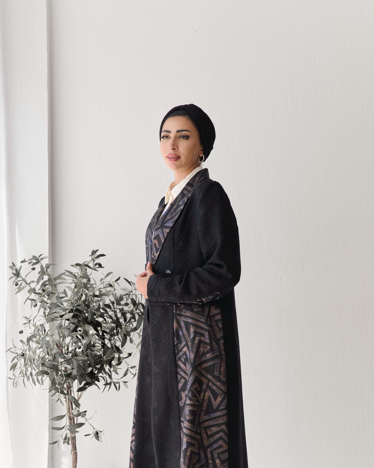 Kenz Blazer Abaya