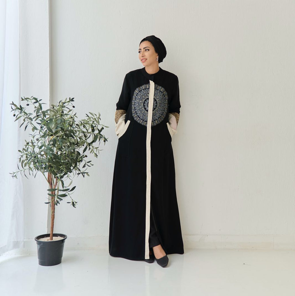 Yasmina Abaya