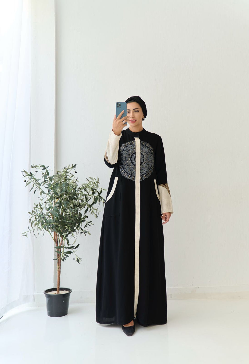 Yasmina Abaya