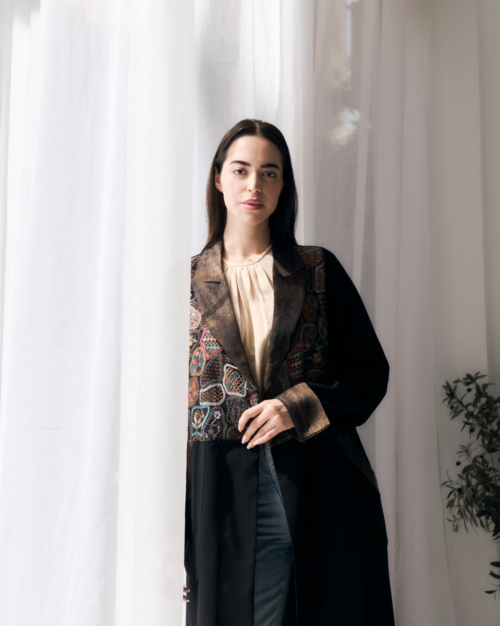 Ghida Blazer Abaya