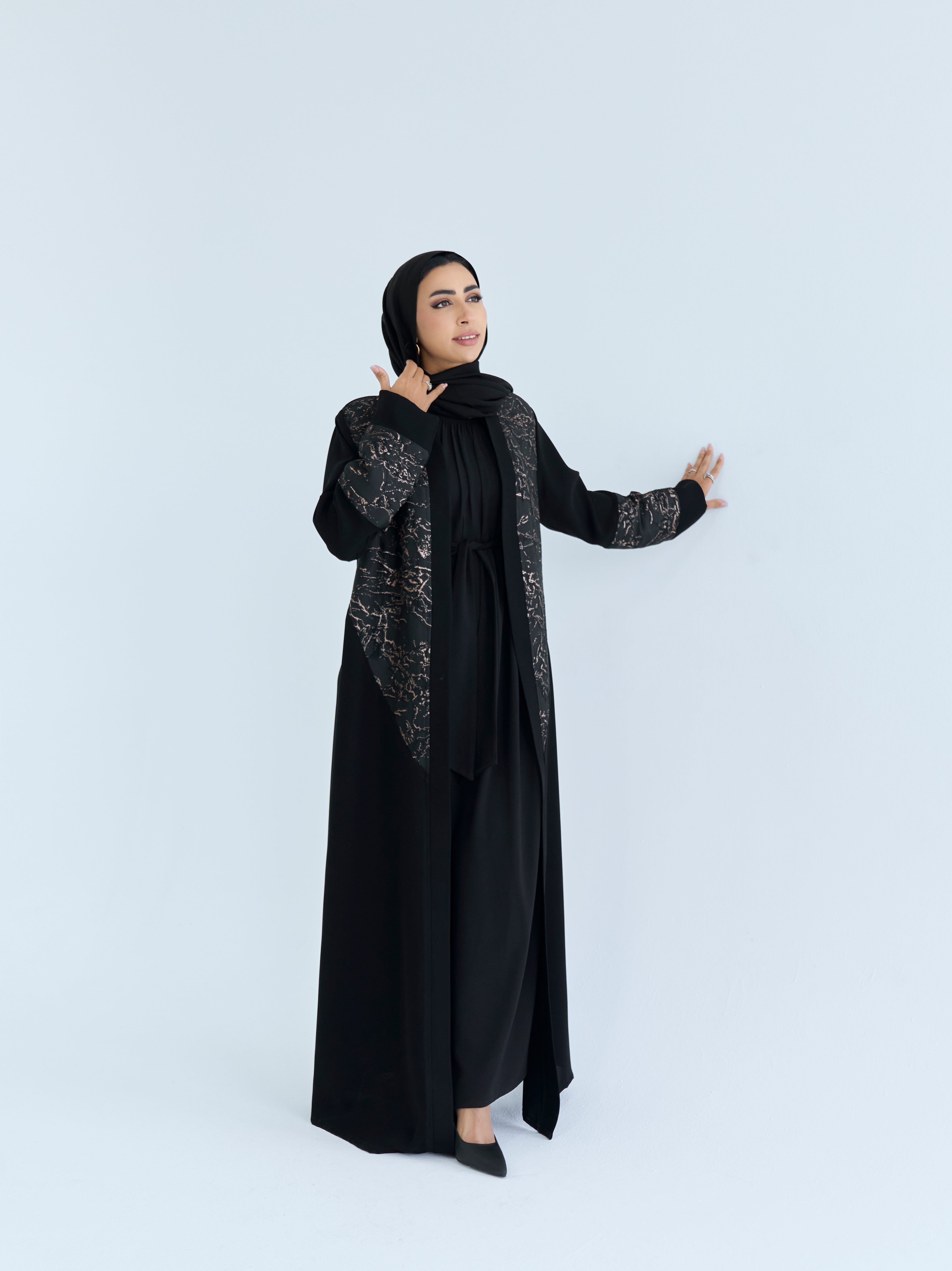 Nazly Abaya