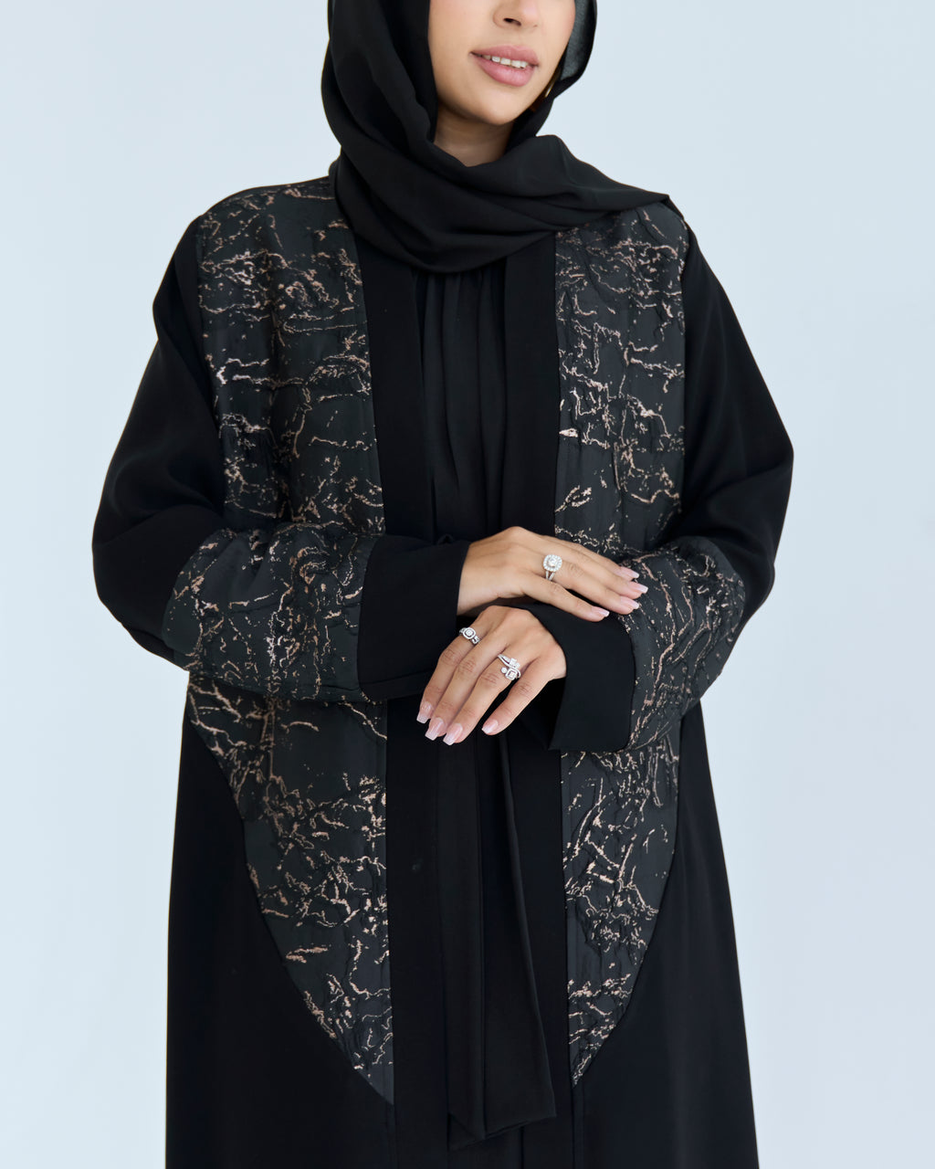 Nazly Abaya