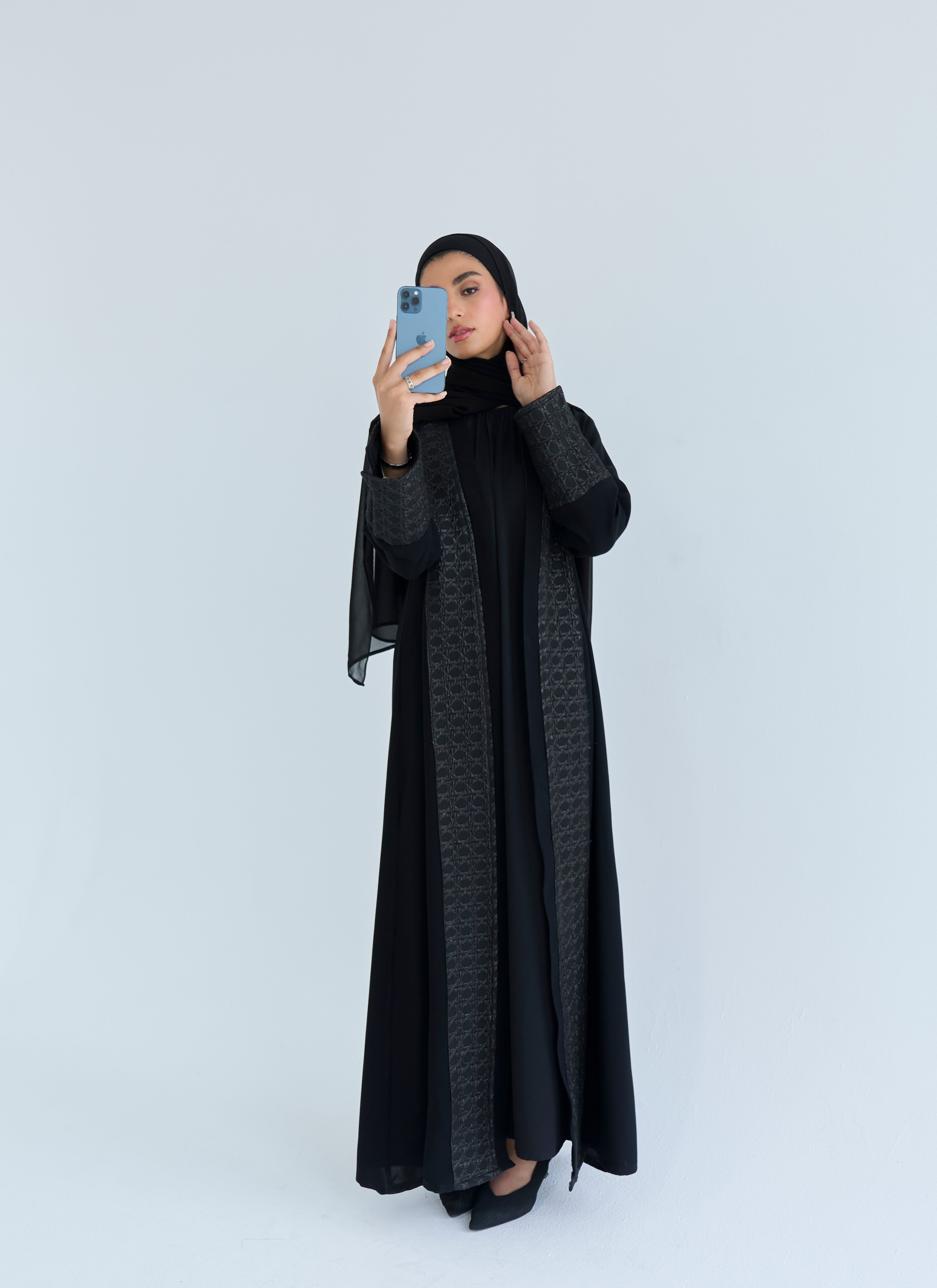 Yusr Abaya