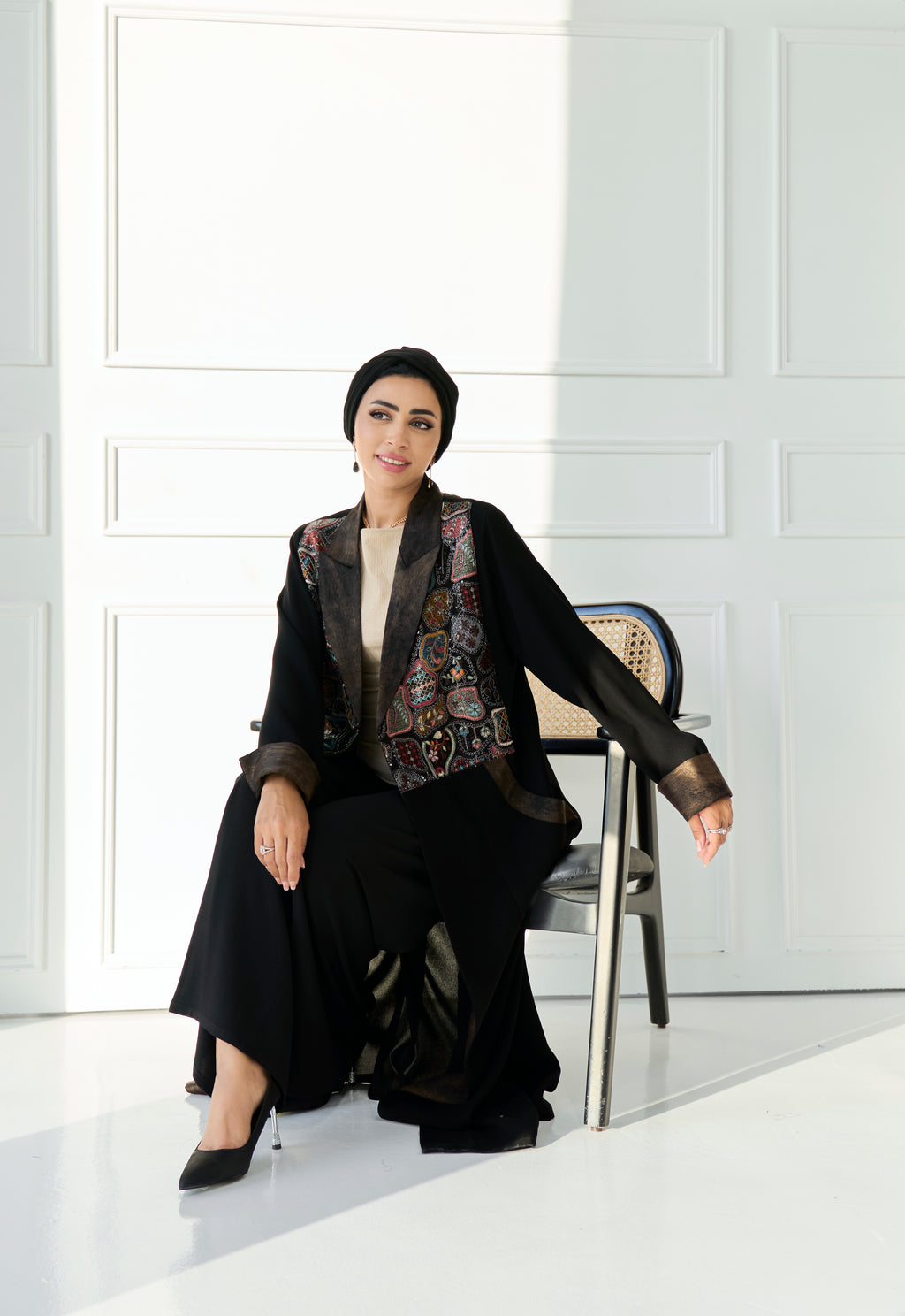 Ghida Blazer Abaya