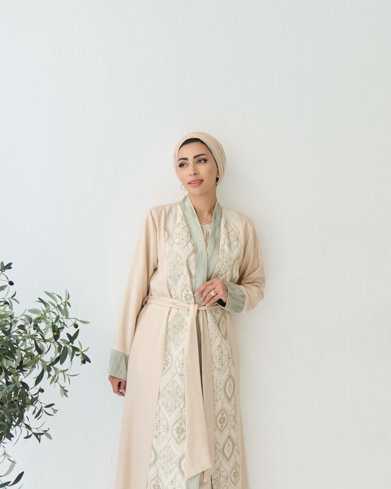 Nawal Abaya