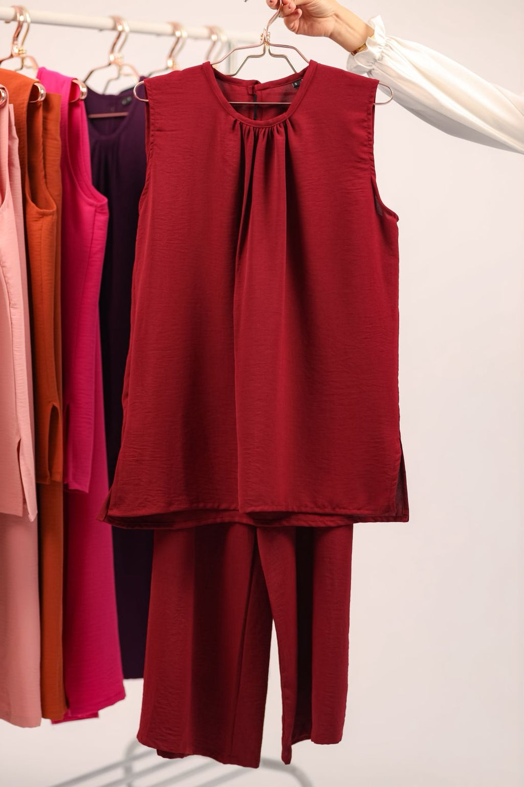 Maroon Basics Set