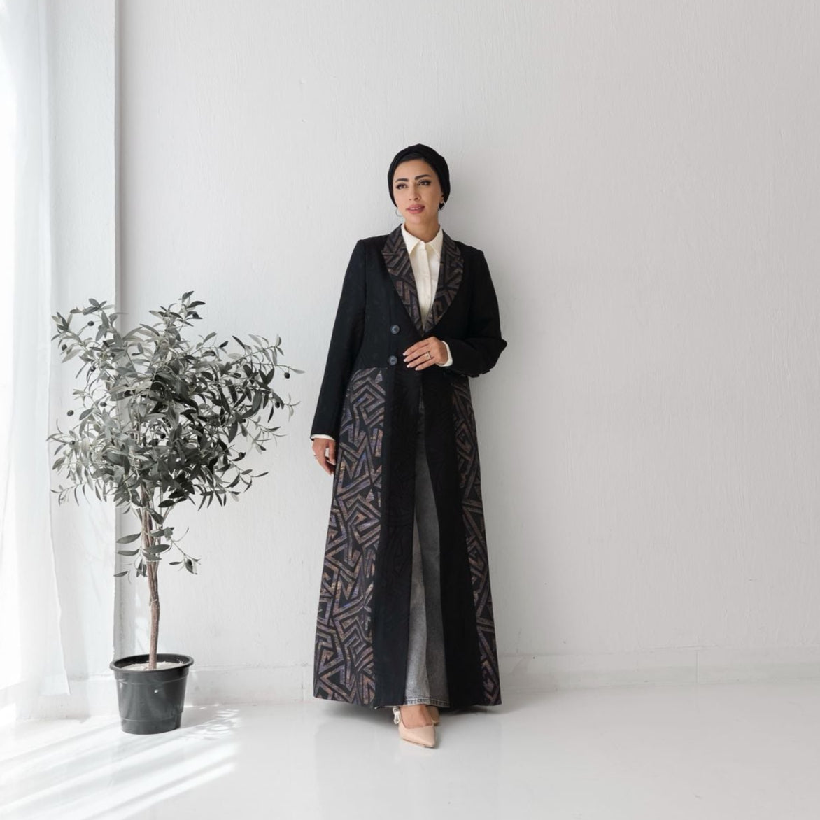 Kenz Blazer Abaya
