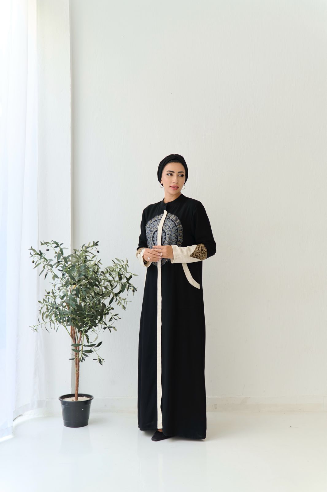Yasmina Abaya